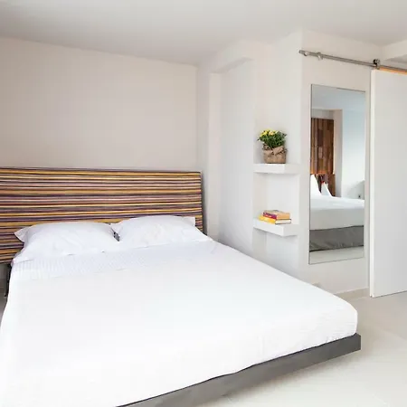Bespoke House 3* Athene